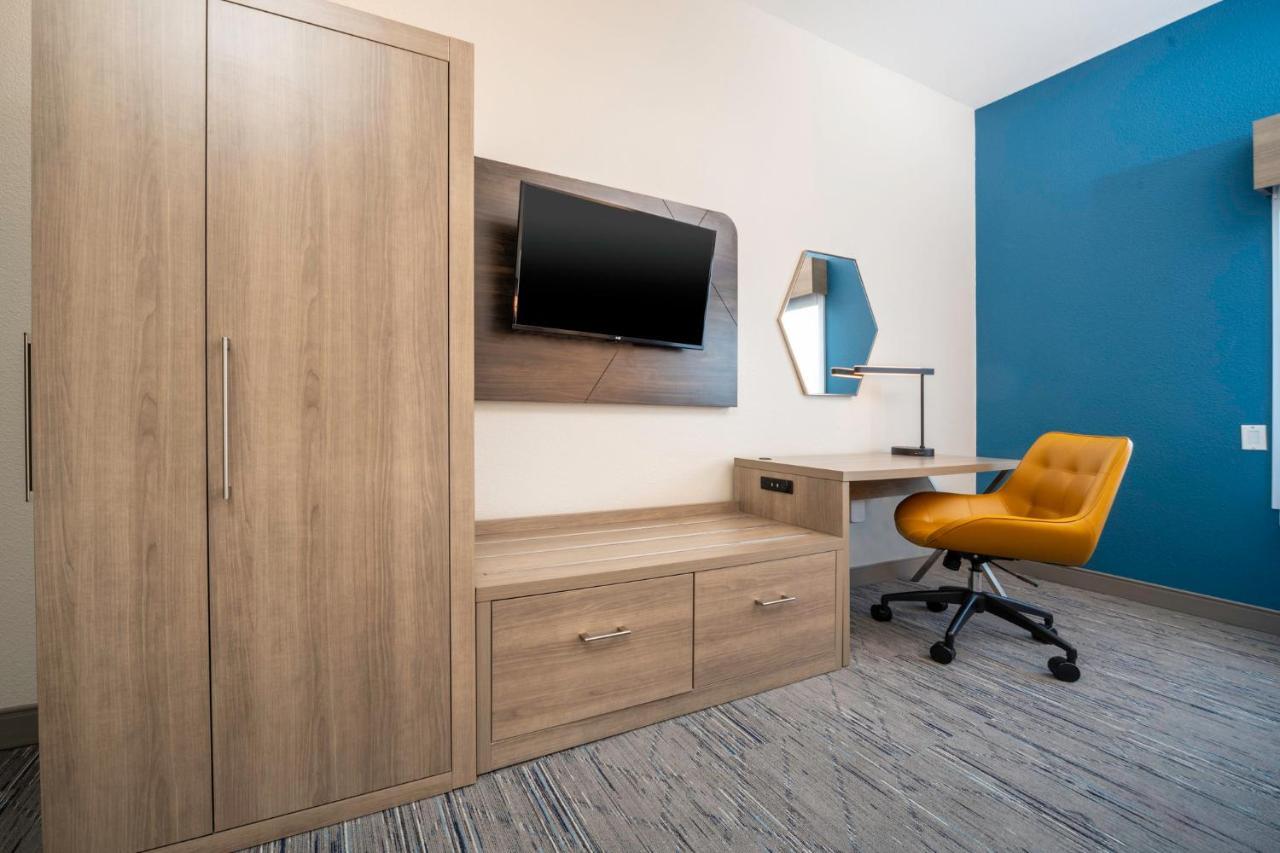 Holiday Inn Express And Suites Atlanta-Johns Creek By Ihg Bagian luar foto