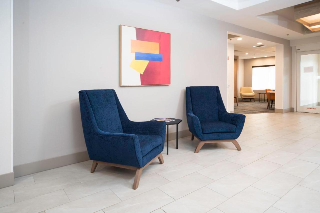 Holiday Inn Express And Suites Atlanta-Johns Creek By Ihg Bagian luar foto